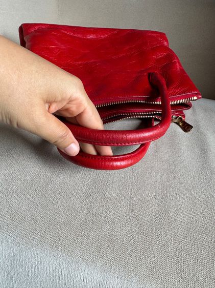 กระเป๋า Miu Miu ของแท้ สีแดงส้ม รูปที่ 17