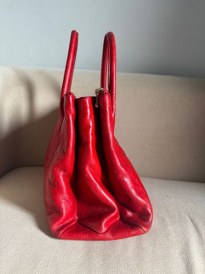 กระเป๋า Miu Miu ของแท้ สีแดงส้ม รูปที่ 3