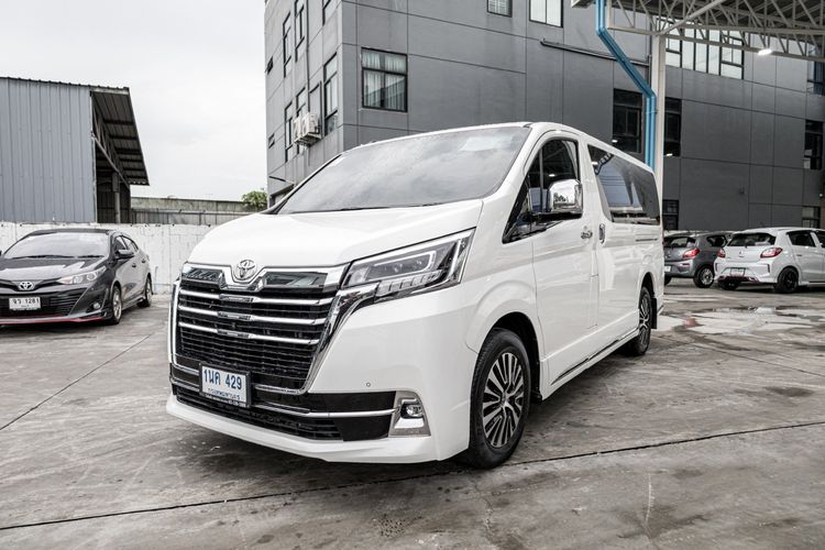 Toyota Majesty 2020 2.8 Premium Van ดีเซล ไม่ติดแก๊ส เกียร์อัตโนมัติ ขาว