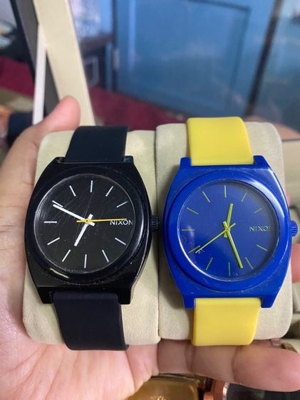 นาฬิกา Nixon Time สายซิลิโคลน สีน้ำเงิน เหลือง
