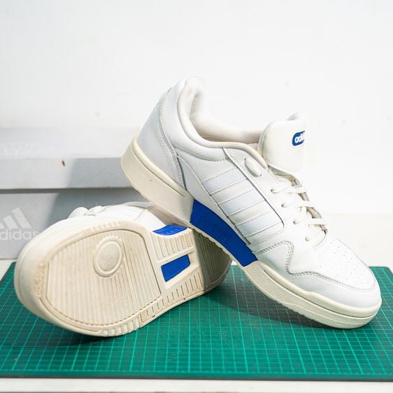 รองเท้าผ้าใบ UK 11.5 | EU 46 2/3 | US 12 🛑รองเท้ามือสอง Adidas Postmove สีขาวครีม แถบน้ำเงิน เบอร์ 46 11.5US