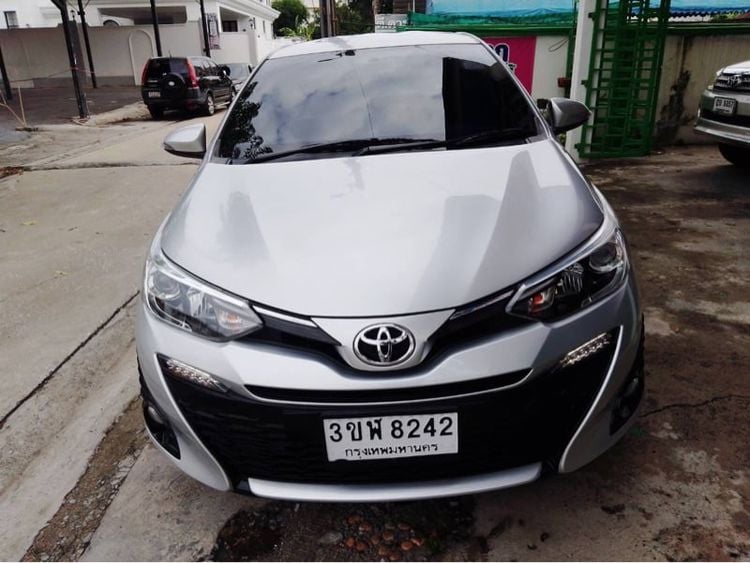 Toyota Yaris 2018 1.2 G Sedan เบนซิน ไม่ติดแก๊ส เกียร์อัตโนมัติ บรอนซ์เงิน