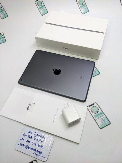 ขาย  เทิร์น iPad Gen 8 32 Gb Wifi ศูนย์ไทย สภาพสวย อุปกรณ์ครบยกกล่อง เพียง 4,990 บาท เท่านั้น ครับ 