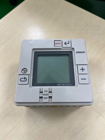 Time switch omron h5l-A
