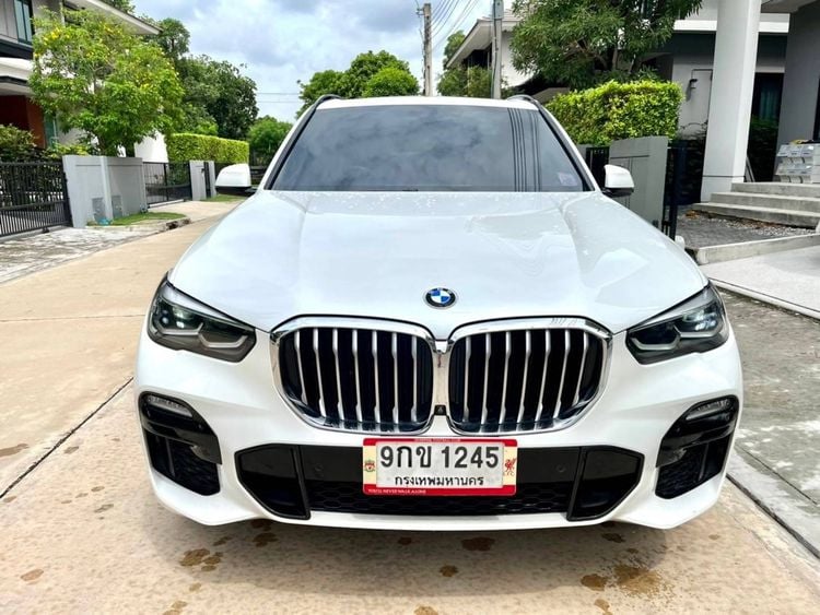 BMW X5 2019 3.0 xDrive30d M Sport 4WD Utility-car ดีเซล เกียร์อัตโนมัติ ขาว รูปที่ 1