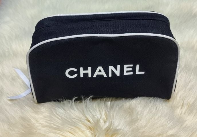 Chanel cosmetic Pouch Canvas Black