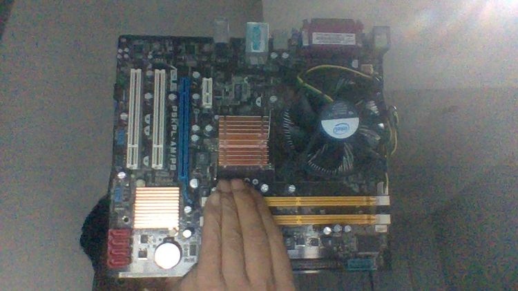 Mainboard + CPU 775 7300