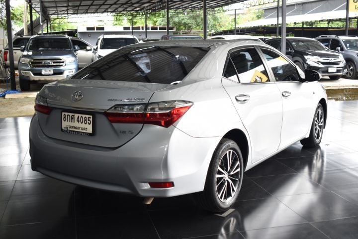 Toyota Altis 2019 1.6 G Sedan เบนซิน ไม่ติดแก๊ส เกียร์อัตโนมัติ บรอนซ์เงิน รูปที่ 4