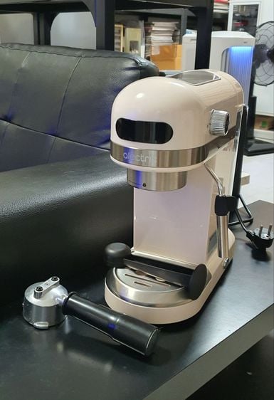 เครื่องชงกาแฟอัตโนมัติ Alectric พร้อมทำฟองนม 1.4 ลิตร รุ่น Aespresso One
