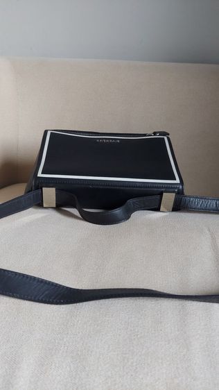 กระเป๋า Givenchy ของแท้ ทรงกล่อง รูปที่ 10