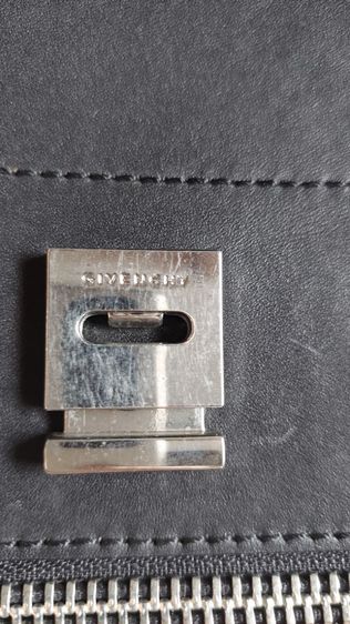 กระเป๋า Givenchy ของแท้ ทรงกล่อง รูปที่ 15