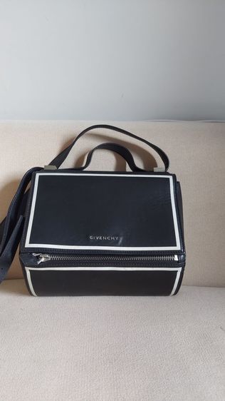 กระเป๋า Givenchy ของแท้ ทรงกล่อง