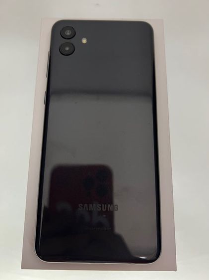 ขาย Samsung A04 สีดำ สภาพสวย จอใหญ่ แบตเยอะ กล้องเทพ สเปกดี แรม3 รอม32 ใช้งานดี อุปกรณ์ครบ 