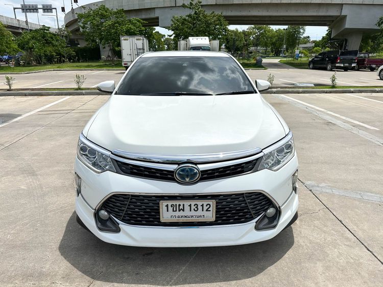 Toyota Camry 2017 2.5 Hybrid Premium Sedan ไฮบริด ไม่ติดแก๊ส เกียร์อัตโนมัติ ขาว