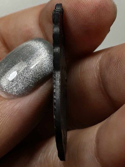 เหรียญหลวงปู่ทวด วัดช้างให้ รุ่น 1 ทองแดงรมดำ รูปที่ 3