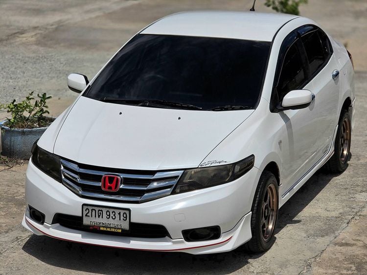 Honda City 2013 1.5 V i-VTEC Modulo Sedan เบนซิน ไม่ติดแก๊ส เกียร์อัตโนมัติ ขาว