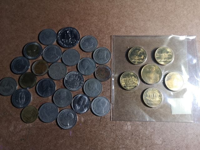 เหรียญไทย ชุดรวมเหรียญและเหรียญโครงการพระราชดำริ