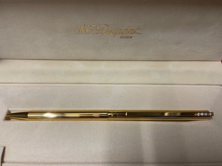 ขายปากกา St. Dupont ทอง 18k เพชร 4 เม็ด ของใหม่ไม่เคยใช้งาน ของแท้ 