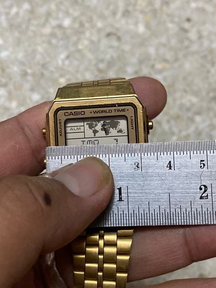 นาฬิกายี่ห้อ CASIO  world times  แท้มือสอง  สายทองยังสวย    350฿ รูปที่ 8
