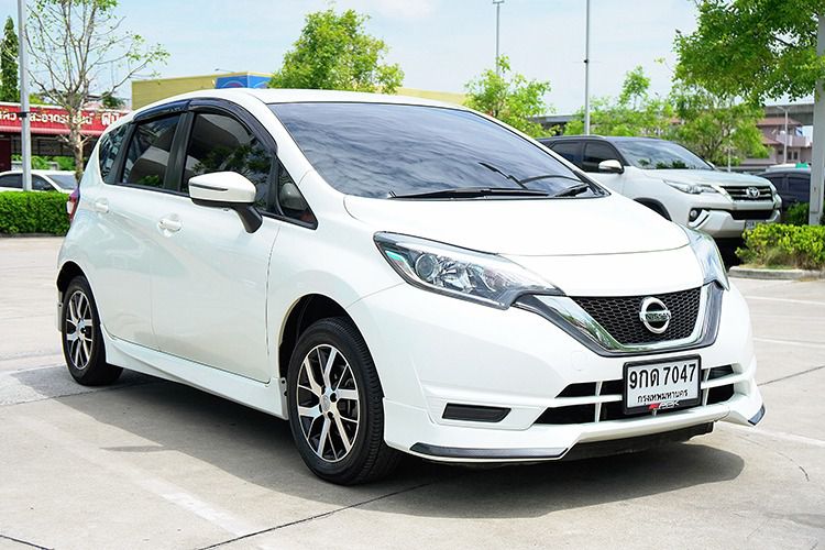 Nissan Note 2019 1.2 E Sedan เบนซิน ไม่ติดแก๊ส เกียร์อัตโนมัติ ขาว รูปที่ 2