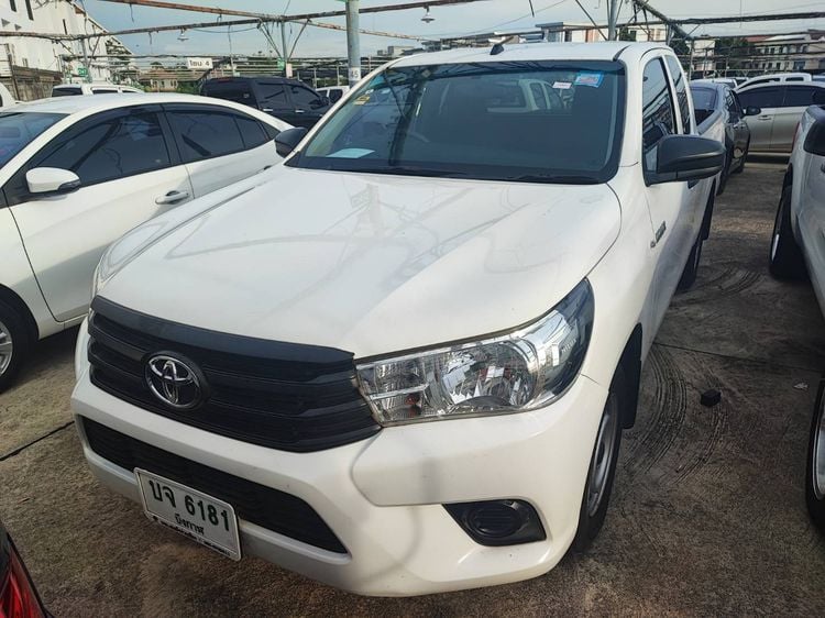 Toyota Hilux Revo 2018 2.4 J Pickup เบนซิน ไม่ติดแก๊ส เกียร์ธรรมดา ขาว