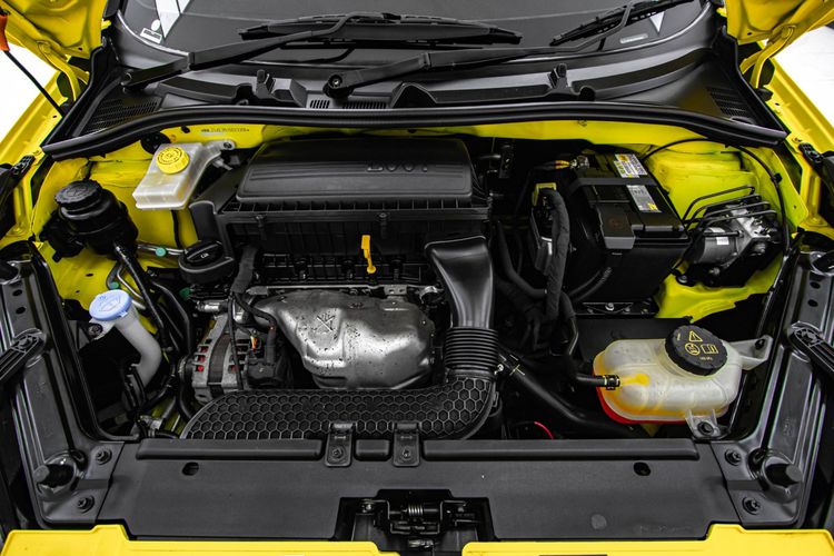 MG MG3 2019 1.5 D Sedan เบนซิน ไม่ติดแก๊ส เกียร์อัตโนมัติ เหลือง รูปที่ 4