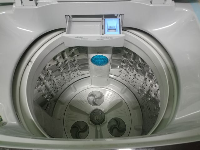 เครื่องซักผ้า LG 15 กิโลกรัม