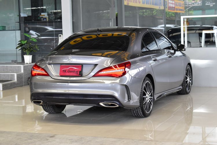 Mercedes-Benz CLA-Class 2019 CLA250 AMG Sedan เบนซิน ไม่ติดแก๊ส เกียร์อัตโนมัติ เทา รูปที่ 2