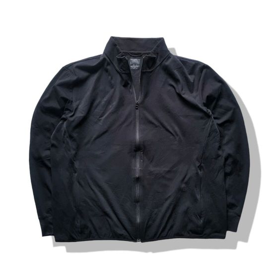 Uniqlo Black Full Zipper Jacket รอบอก 52”