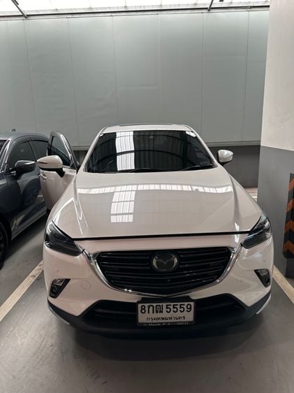 Mazda Mazda3 2019 2.0 C เบนซิน ขาว