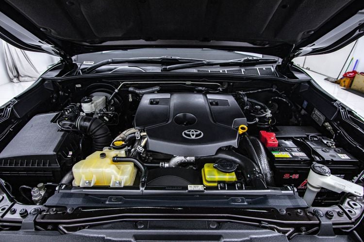 Toyota Fortuner 2016 2.8 V Utility-car ดีเซล ไม่ติดแก๊ส เกียร์อัตโนมัติ น้ำตาล รูปที่ 4
