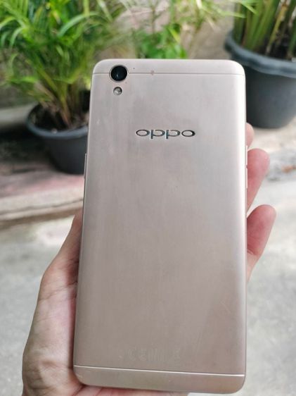 OPPO A37 8 GB โทรศัพท์มือถือ