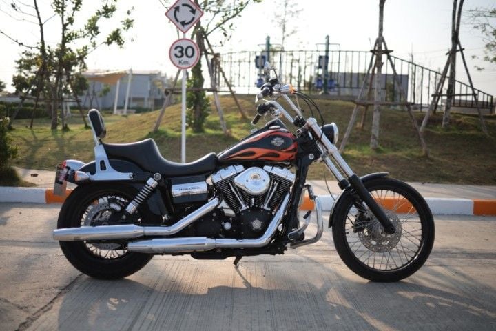 Harley wideglide 2011