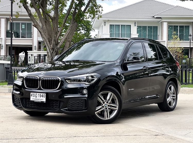 BMW X1 2018 2.0 sDrive20d Utility-car ดีเซล ไม่ติดแก๊ส เกียร์อัตโนมัติ ดำ รูปที่ 1