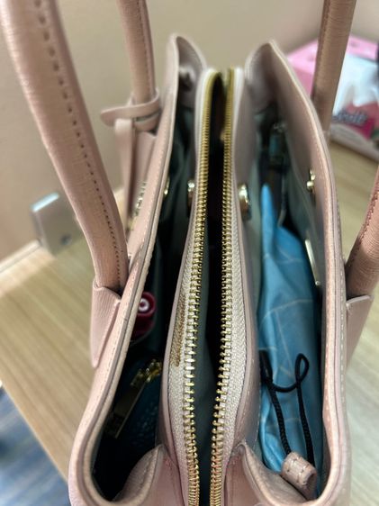 กระเป๋าถือ แบรนด์ FURLA สีนู้ด รูปที่ 4