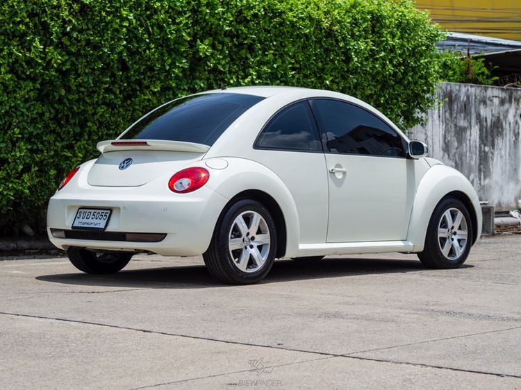 Volkswagen Beetle 2009 2.0 Sedan เบนซิน ไม่ติดแก๊ส เกียร์อัตโนมัติ ขาว รูปที่ 4