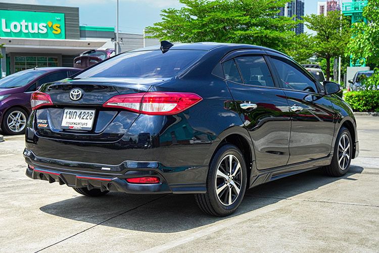 Toyota Yaris ATIV 2020 1.2 High Sedan เบนซิน ไม่ติดแก๊ส เกียร์อัตโนมัติ ดำ รูปที่ 3