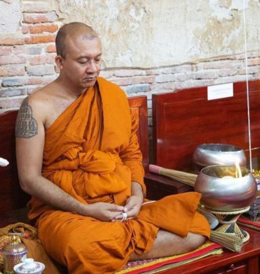พระขุนแผนพรายโลงลั่น หลวงพ่อชำนาญ อุตตมปัญโญ ออกที่วัดบางกุฏีทอง จ.ปทุมธานี (ปัจจุบันเป็นเจ้าอาวาสวัดชินวราราม วรวิหาร ในราชทินนาม ท่านเจ้าคุณพระมงคลวโรปการ) รูปที่ 14