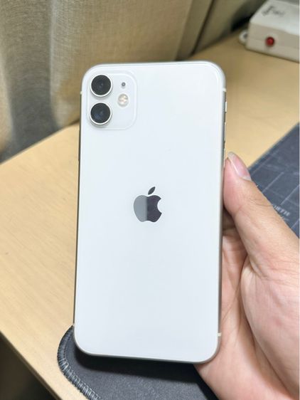 64 GB iPhone 11 64gb Th สีขาว