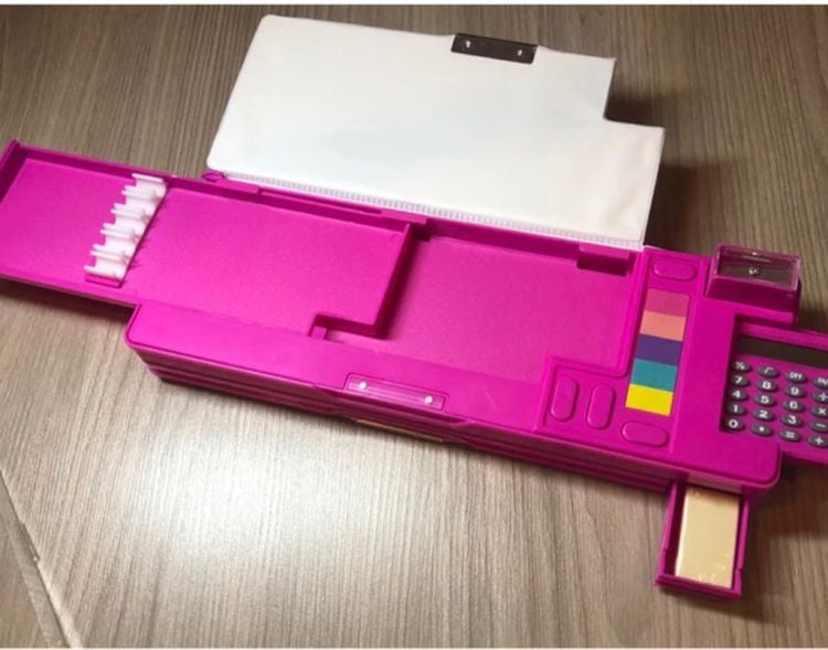 กล่องดินสอมีฟังชั่น กดเด้ง เครื่องคิดเลข กบเหลาดินสอ ขนาด 9x26 ซม มือหนึ่ง 200 บาท รูปที่ 2