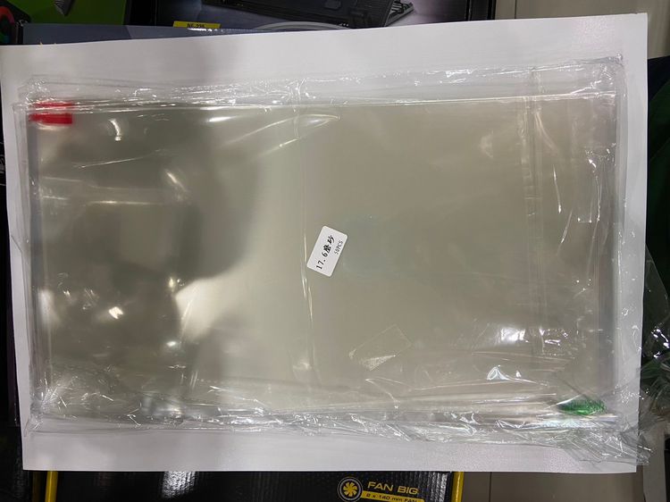 ส่งจากไทย 10-27นิ้ว กันรอยจอคอม ฟิล์มกันรอย สำหรับจอคอม หรือ ทีวี หรือ จอมอนิเตอร์อื่นๆ  ซื้อไปตัดเองได้ด้วยคัตเตอร์  รูปที่ 7