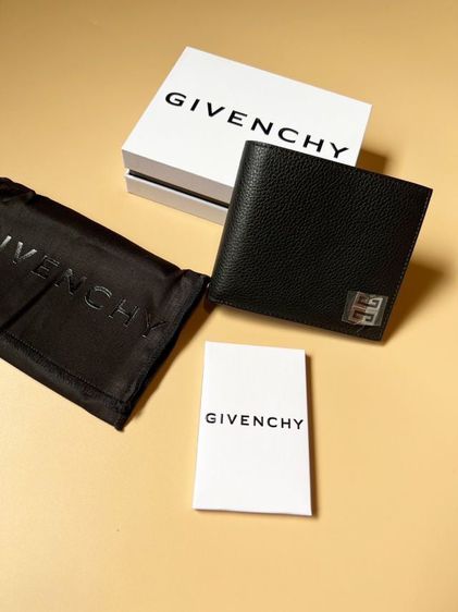 กระเป๋าสตางค์สีดำGivenchy wallet