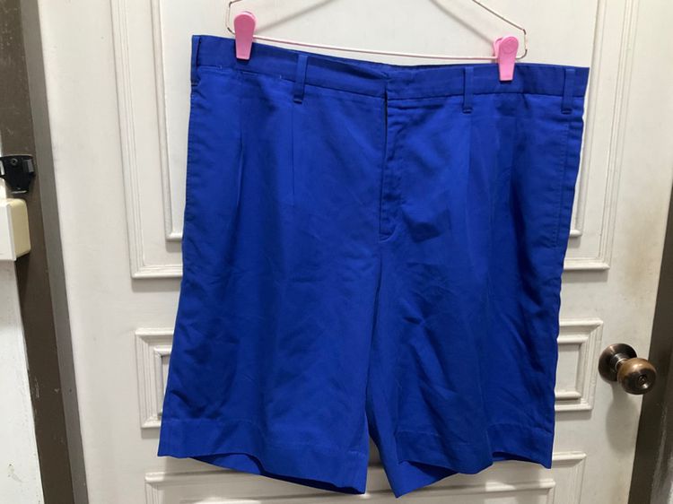 กางเกงนักเรียน ตราสมอ สีน้ำเงิน เอว 41 ยาว 22 นิ้ว 100 บาท
