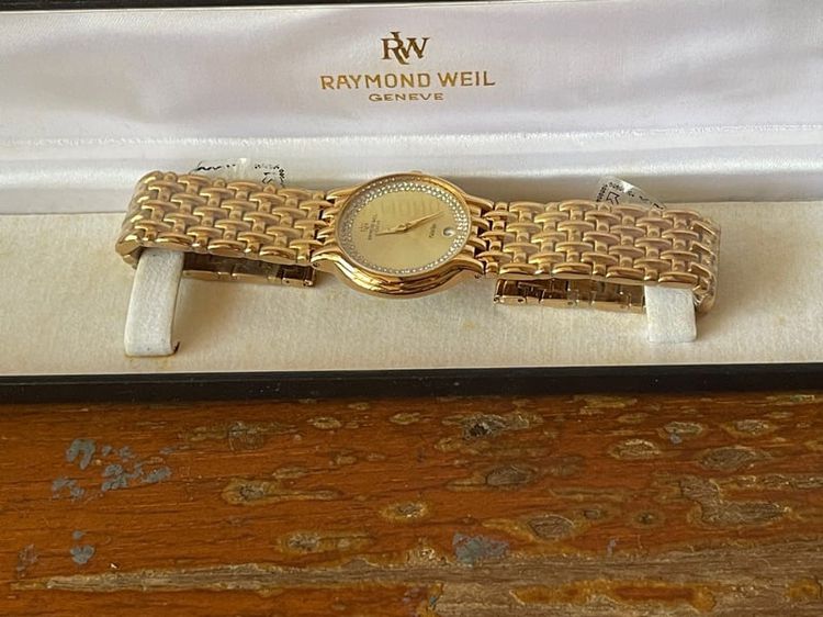 นาฬิกา Raymond Weil