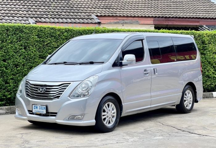 Hyundai H-1  2012 2.5 Deluxe Van ดีเซล ไม่ติดแก๊ส เกียร์อัตโนมัติ เทา รูปที่ 2