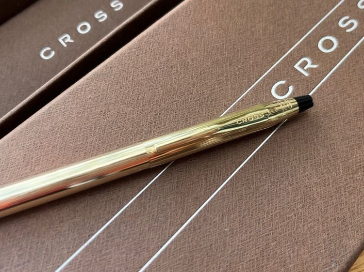 ปากกา & หมึกเติม ปากกาCrossทอง10k