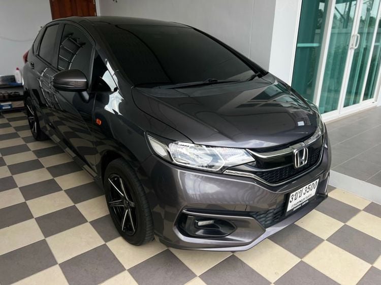 Honda Jazz 2019 1.5 S Sedan เบนซิน เกียร์ธรรมดา เทา