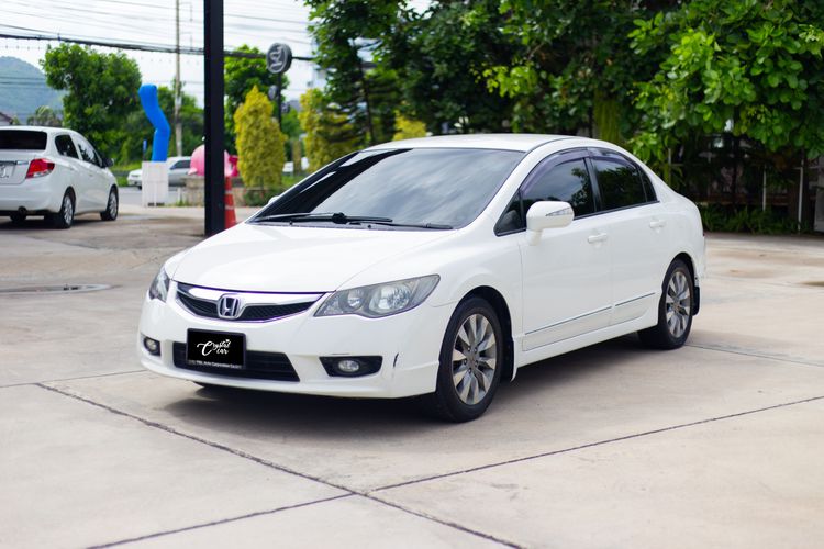 Honda Civic 2010 1.8 E i-VTEC Sedan เบนซิน ไม่ติดแก๊ส เกียร์อัตโนมัติ ขาว รูปที่ 2