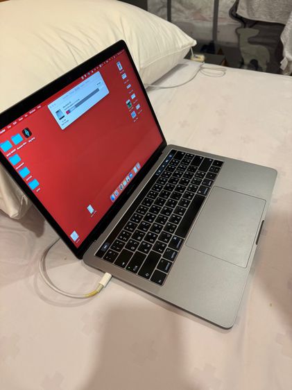 Apple Macbook Pro 13 Inch แมค โอเอส 8 กิกะไบต์ อื่นๆ ไม่ใช่ macbook pro 2019