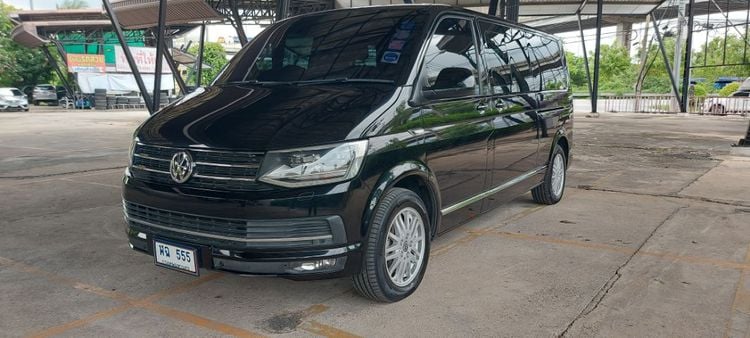 Volkswagen Caravelle 2017 2.0 TDi Van ดีเซล ไม่ติดแก๊ส เกียร์อัตโนมัติ ดำ